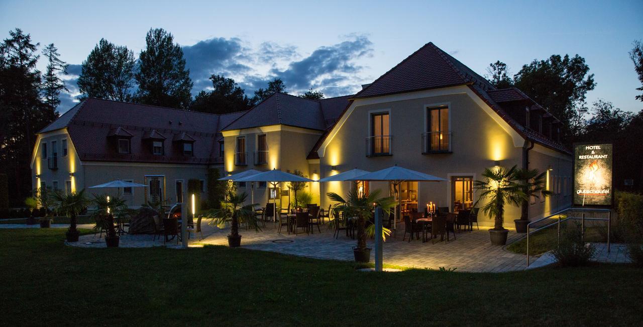 Hotel Glutschaufel Eschenbach in der Oberpfalz Екстериор снимка