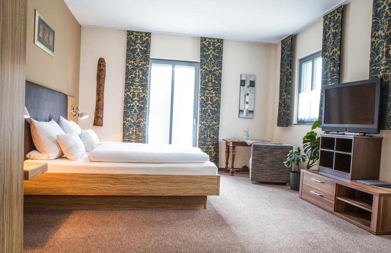 Hotel Glutschaufel Eschenbach in der Oberpfalz Стая снимка