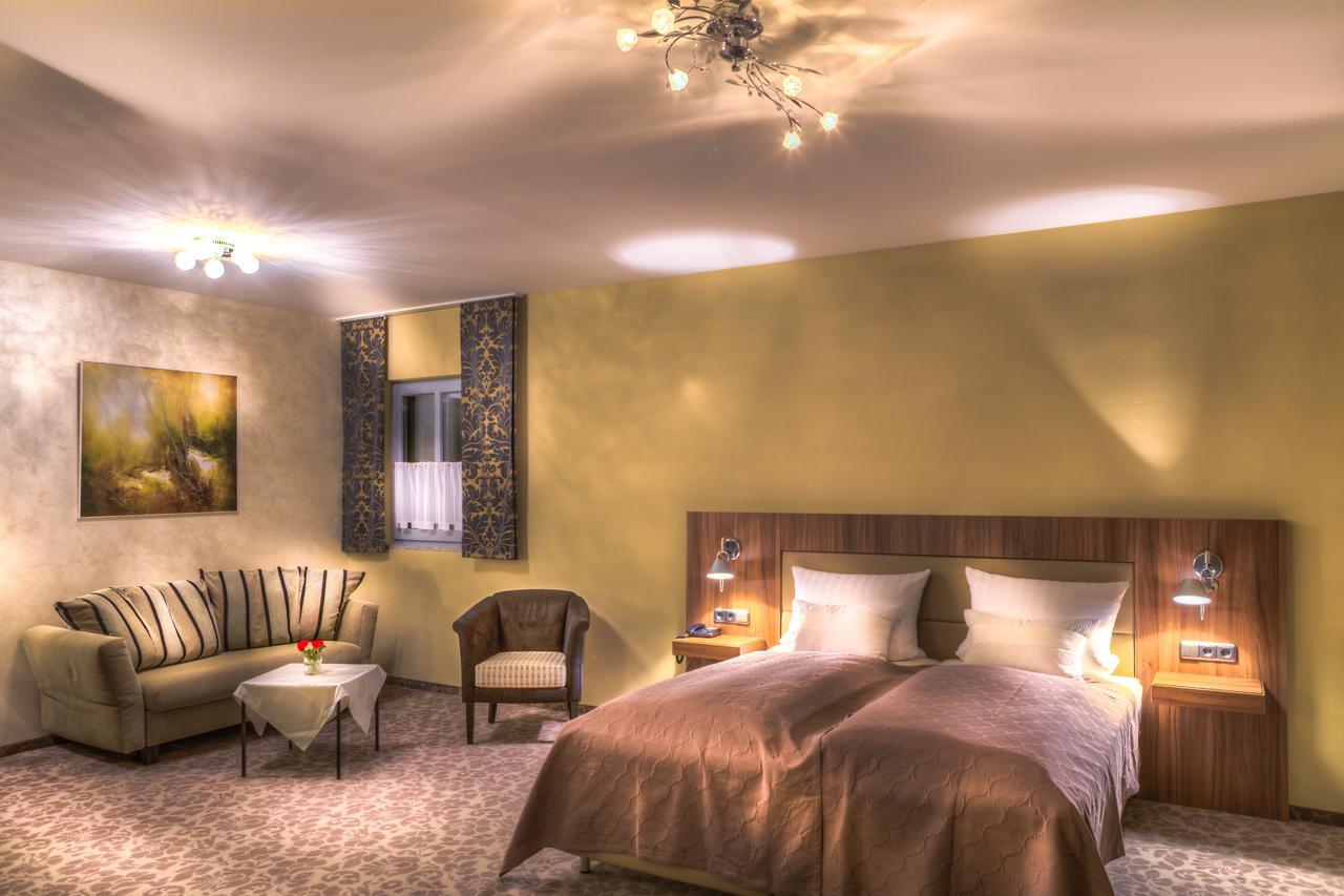 Hotel Glutschaufel Eschenbach in der Oberpfalz Стая снимка
